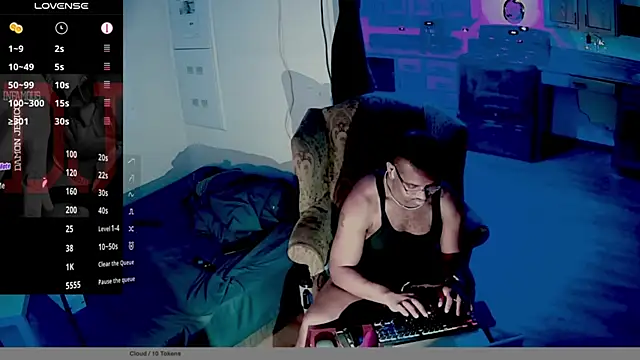 Snapshot of Southernfuckery chatting on May 11, 3:34 am Southernfuckery online show from May 11, 3:34 am