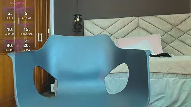 Raquel jones online show from March 6, 5:43 pm