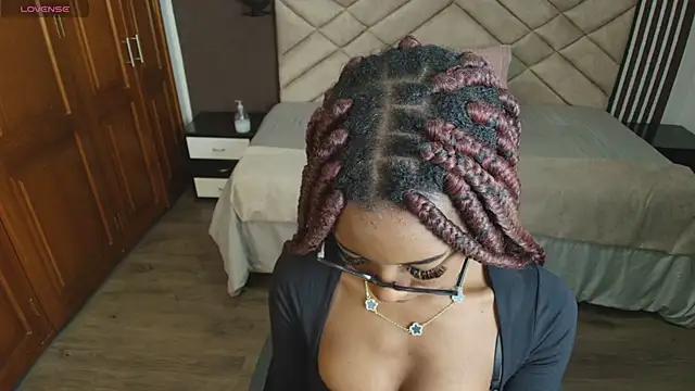 Raquel jones online show from March 7, 11:51 am