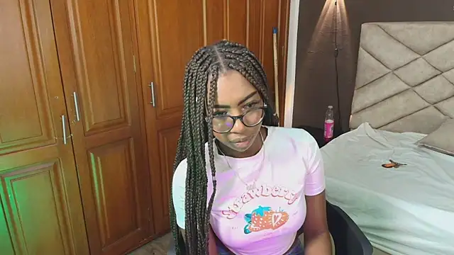 Raquel jones online show from September 29, 7:40 pm