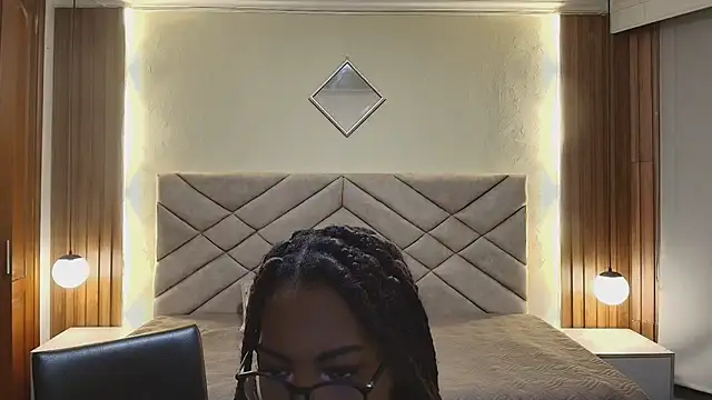 Raquel jones online show from August 1, 12:04 pm