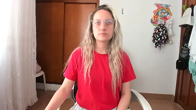 Snapshot of Adele_johnsonn1 chatting on October 21, 3:13 pm Adele johnsonn1 online show from October 21, 3:13 pm