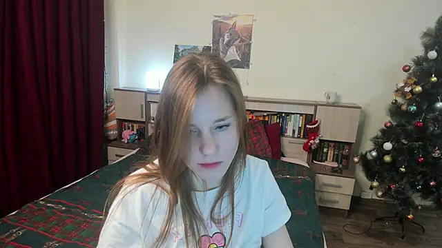 Snapshot of LianaMiller88 chatting on December 27, 2:01 pm LianaMiller88 online show from December 27, 2:01 pm