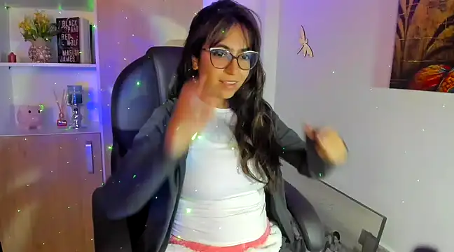 Isabellaa22 1 online show from March 6, 2:51 am