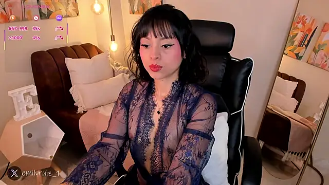 emilyruiz1 online show from April 8, 3:01 pm