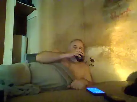 Nightshade7712 online show from September 14, 9:14 pm