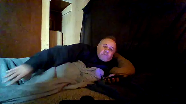 Nightshade7712 online show from December 20, 6:59 pm