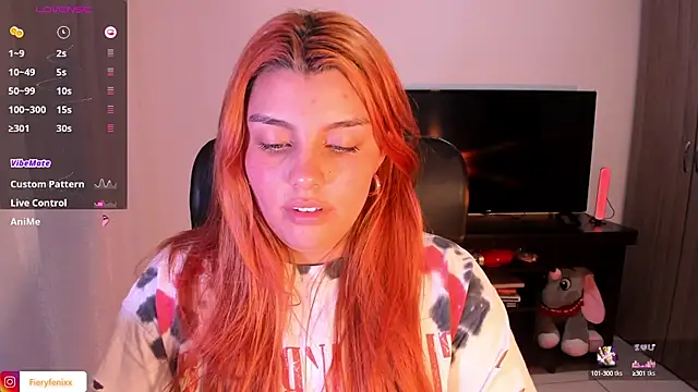 Snapshot of Fieryfenixx chatting on December 8, 10:41 am Fieryfenixx online show from December 8, 10:41 am