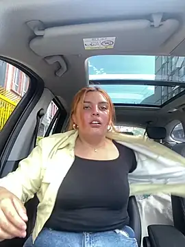 Snapshot of Fieryfenixx chatting on December 20, 7:39 pm Fieryfenixx online show from December 20, 7:39 pm