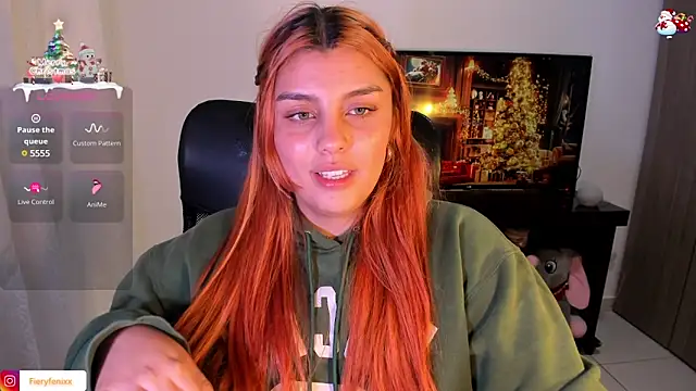 Snapshot of Fieryfenixx chatting on December 22, 5:01 am Fieryfenixx online show from December 22, 5:01 am