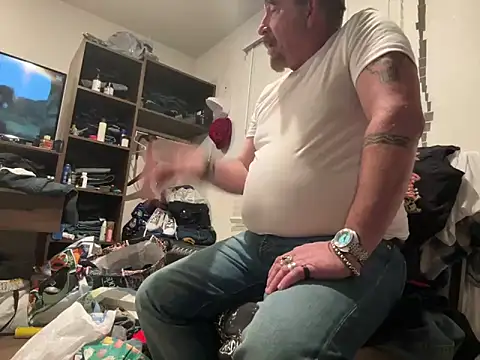 JakTRipr online show from February 18, 9:43 am