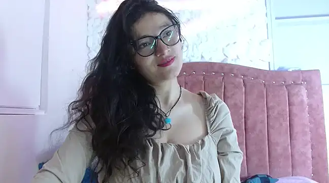 Snapshot of lunazulsj chatting on January 28, 8:15 pm lunazulsj online show from January 28, 8:15 pm