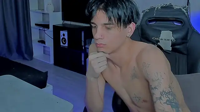 MarkBrowniii online show from December 17, 1:50 pm