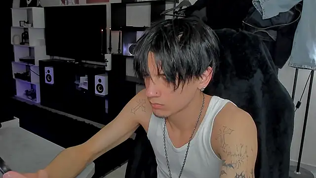 MarkBrowniii online show from March 8, 6:23 pm