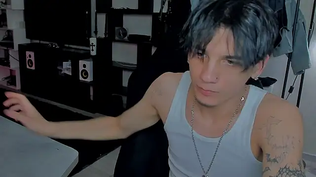 MarkBrowniii online show from April 16, 4:35 am