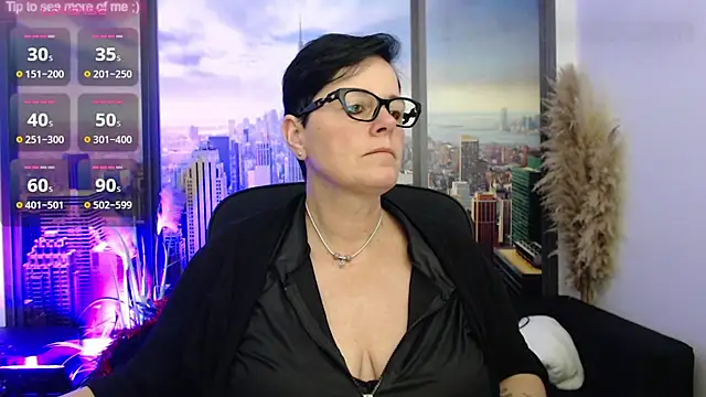 Snapshot of ninarandmann chatting on December 2, 2:19 pm ninarandmann online show from December 2, 2:19 pm