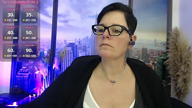 Snapshot of ninarandmann chatting on February 13, 5:33 pm ninarandmann online show from February 13, 5:33 pm