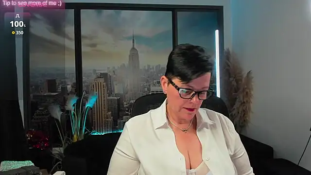 Snapshot of ninarandmann chatting on September 18, 5:26 pm ninarandmann online show from September 18, 5:26 pm
