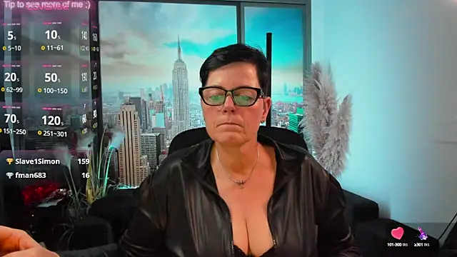 Snapshot of ninarandmann chatting on October 10, 5:23 pm ninarandmann online show from October 10, 5:23 pm