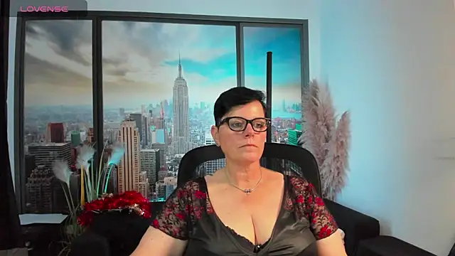 Snapshot of ninarandmann chatting on October 14, 5:14 pm ninarandmann online show from October 14, 5:14 pm