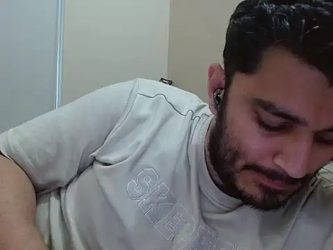 robintoit online show from September 13, 3:28 am