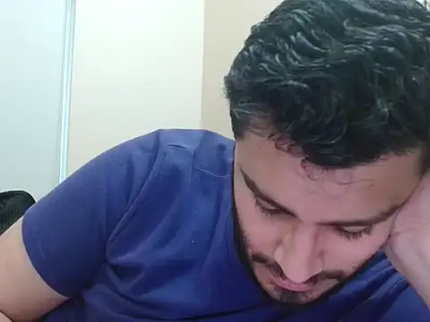 robintoit online show from September 19, 8:16 am