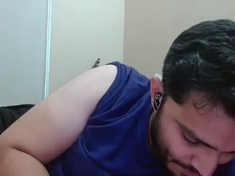 robintoit online show from February 13, 5:03 am