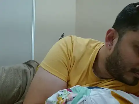 robintoit online show from March 16, 9:02 am