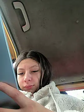 Bonniepark online show from February 6, 12:05 pm