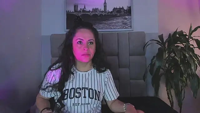 hanny milf online show from September 12, 12:27 pm