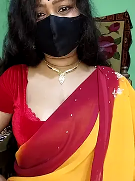 Idhika Paul online show from March 1, 8:21 pm