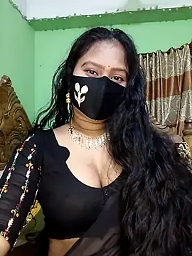 Idhika Paul online show from March 15, 3:06 pm