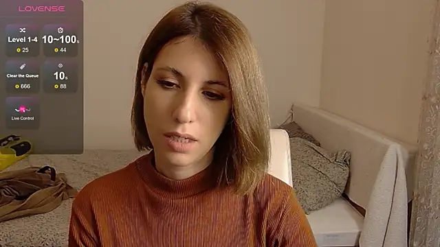 Snapshot of _blackgem chatting on October 2, 8:32 am blackgem online show from October 2, 8:32 am