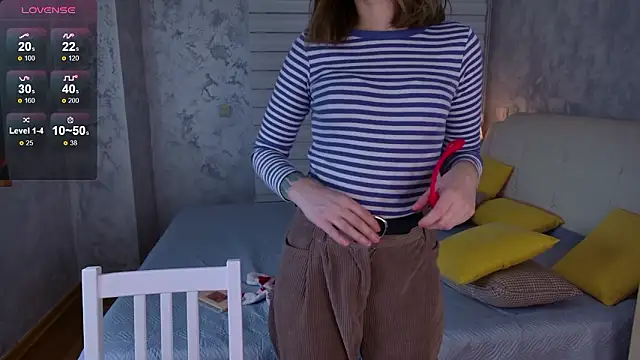 Snapshot of _blackgem chatting on February 4, 10:43 am blackgem online show from February 4, 10:43 am