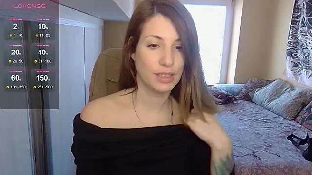 Snapshot of _blackgem chatting on February 9, 9:35 am blackgem online show from February 9, 9:35 am