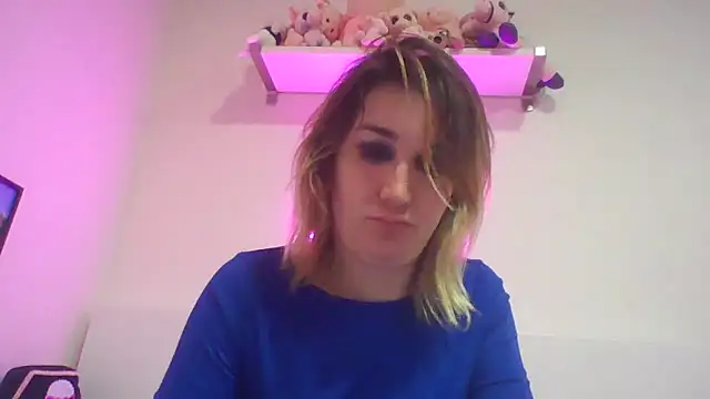 Snapshot of Icy__Diamond chatting on October 20, 4:18 pm Icy Diamond online show from October 20, 4:18 pm