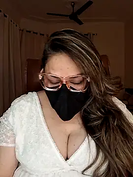 SEXY-Sardarni online show from February 15, 3:17 pm