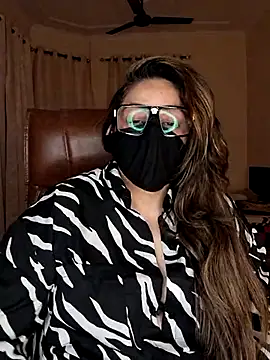 SEXY-Sardarni online show from March 12, 3:29 pm