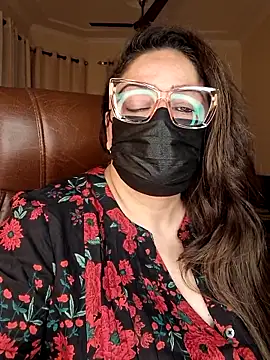 Snapshot of SEXY-Sardarni chatting on February 19, 3:19 pm SEXY-Sardarni online show from February 19, 3:19 pm