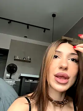 mollyyank online show from October 28, 9:24 am