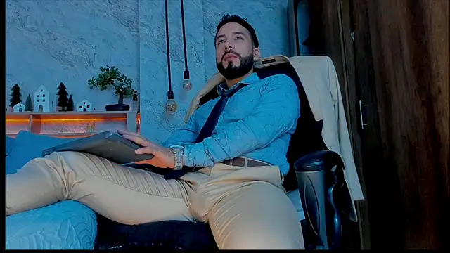 bruno woods online show from December 11, 5:26 pm