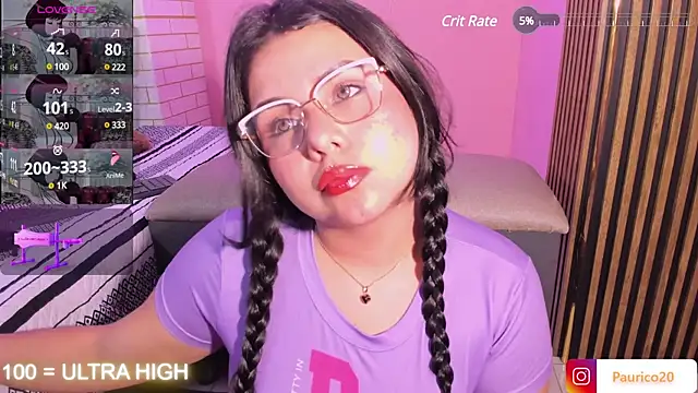 Snapshot of Putipaula3 chatting on February 5, 10:55 pm Putipaula3 online show from February 5, 10:55 pm