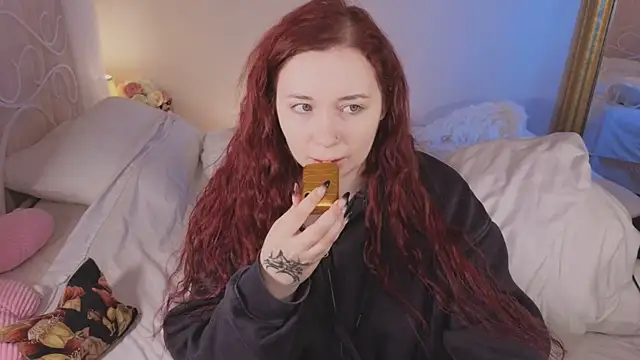 carolina elf online show from September 12, 1:33 pm