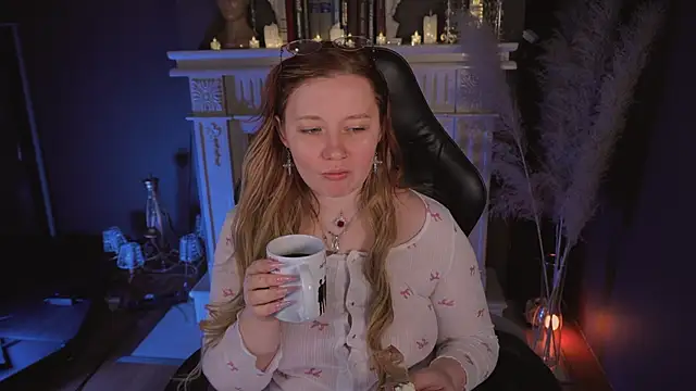 Snapshot of carolina_elf chatting on January 17, 5:34 am carolina elf online show from January 17, 5:34 am