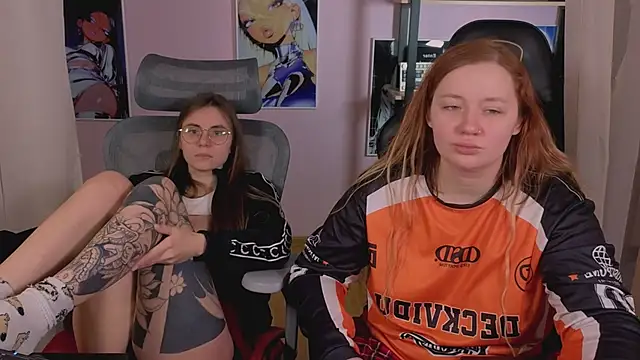 Snapshot of carolina_elf chatting on February 1, 5:50 am carolina elf online show from February 1, 5:50 am