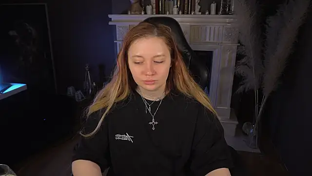 Snapshot of carolina_elf chatting on February 5, 7:46 am carolina elf online show from February 5, 7:46 am