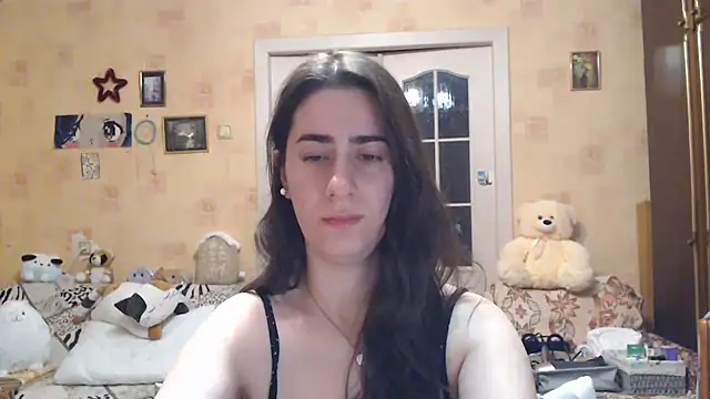 Snapshot of INELIKA chatting on December 3, 8:39 pm INELIKA online show from December 3, 8:39 pm