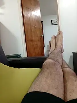 Snapshot of ale5858 chatting on October 22, 11:15 pm ale5858 online show from October 22, 11:15 pm