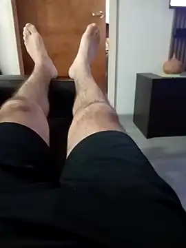 Snapshot of ale5858 chatting on October 24, 1:46 am ale5858 online show from October 24, 1:46 am