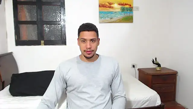 Jhors  Collens online show from December 18, 5:13 am